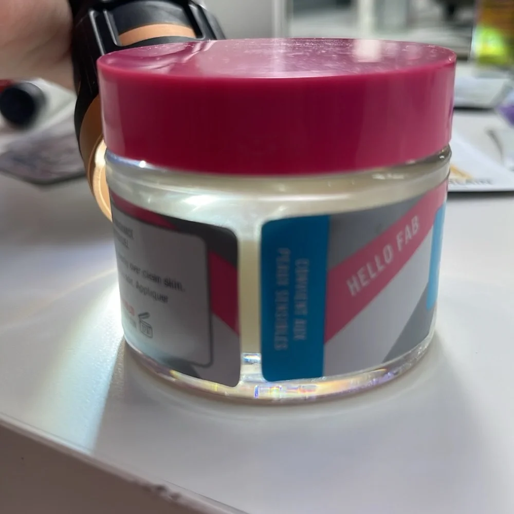 Moisturizers - Picture 6 of 6